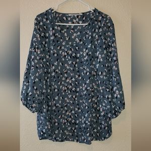 Collective Concepts Blue Gray Blouse, size 2x